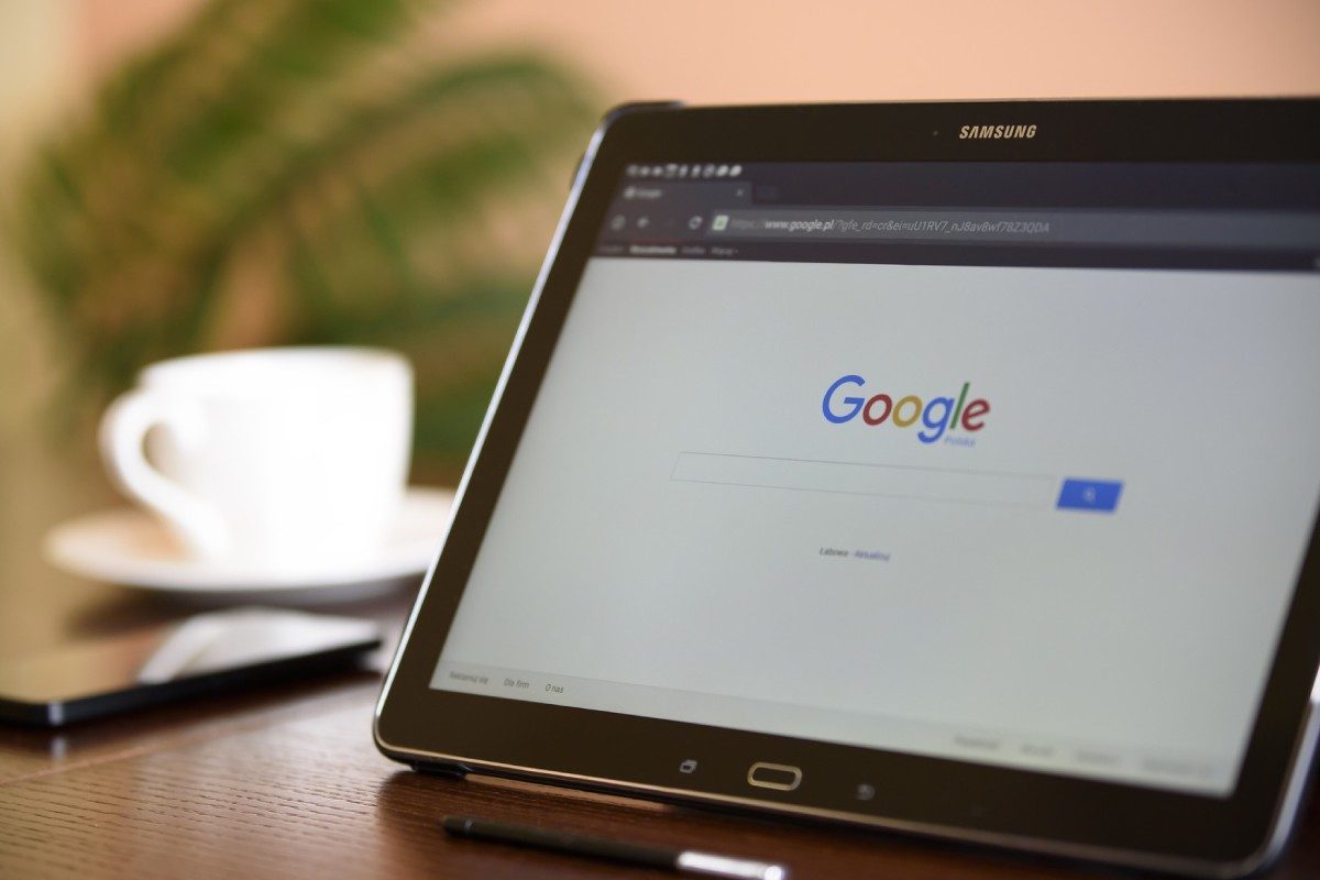 Undgå at dit virksomhedsnavn bliver misbrugt på Google